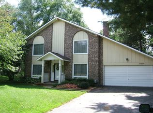 10848 Reynard Rd, Brighton, MI 48114