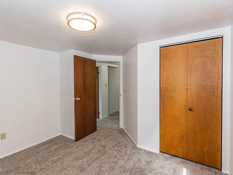 917 Clay St — Photo 17