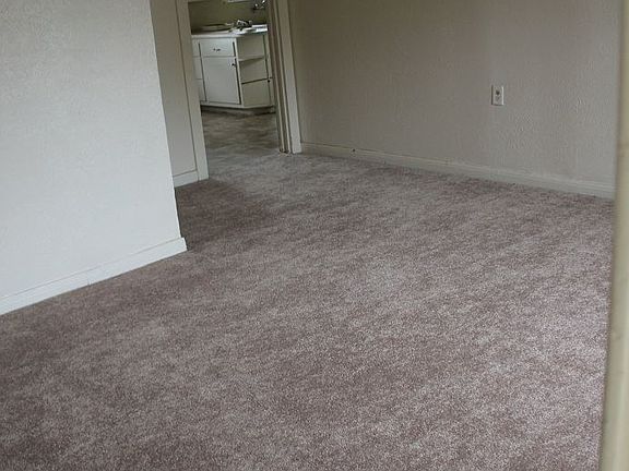 2nd image of 202 Teinert Ave #Ab
