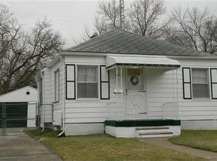 2815 Clement St, Flint, MI 48504