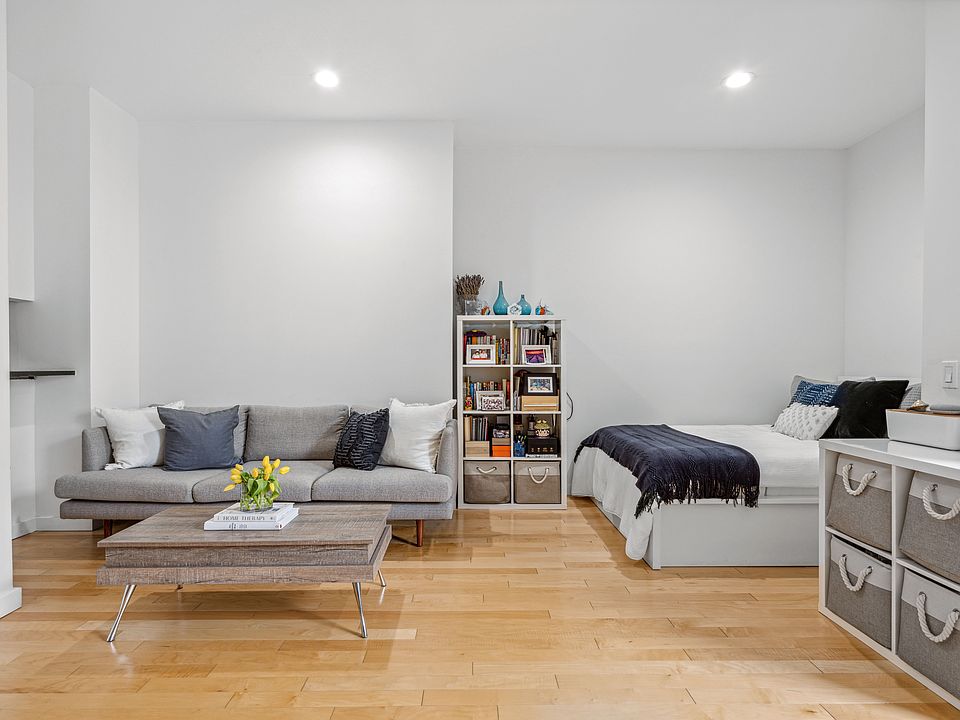 1st image of 20 West St APT 17M