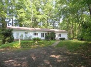 68 Huckle Hill Rd, Bernardston, MA 01337