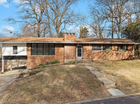 7717 Wooddale Ln, Saint Louis, MO 63121