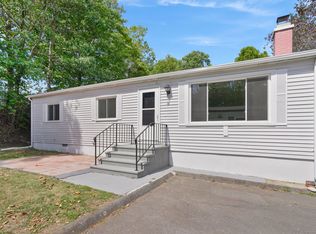 9 Crescent Park Rd, Westport, CT 06880