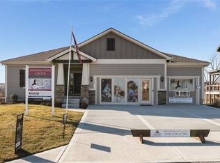 115 Wenonga Dr, Raymore, MO 64083