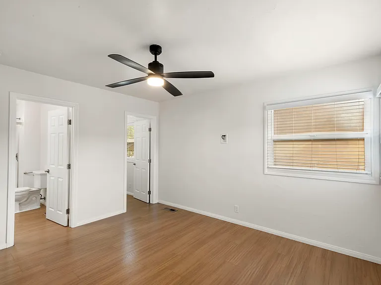 4233 Pepper Dr — Photo 11