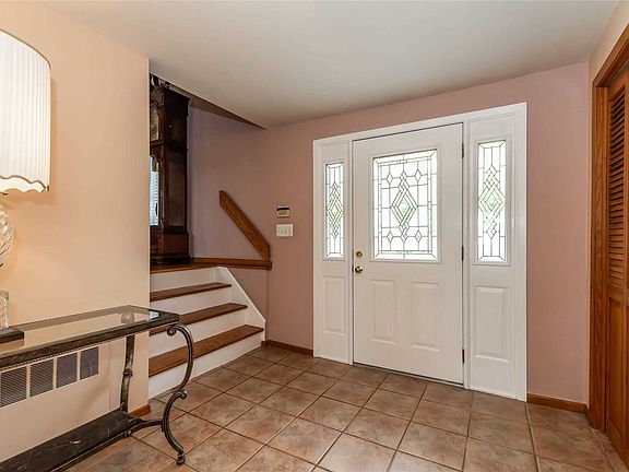 2nd image of 1162 Bernard Dr