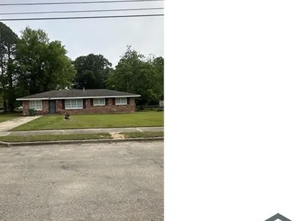 4601 Coventry Rd, Montgomery, AL 36116