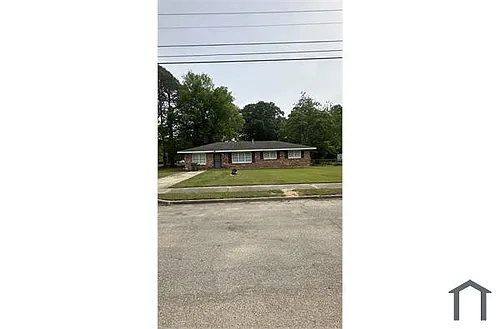 4601 Coventry Rd Photo 1