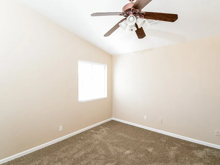 810 E Rossi Ct — Photo 14