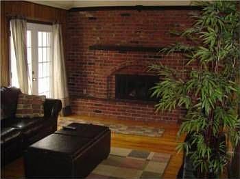4th image of 609 NE 1st St