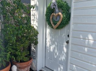 4337 Rhodes Ave, Studio City, CA 91604