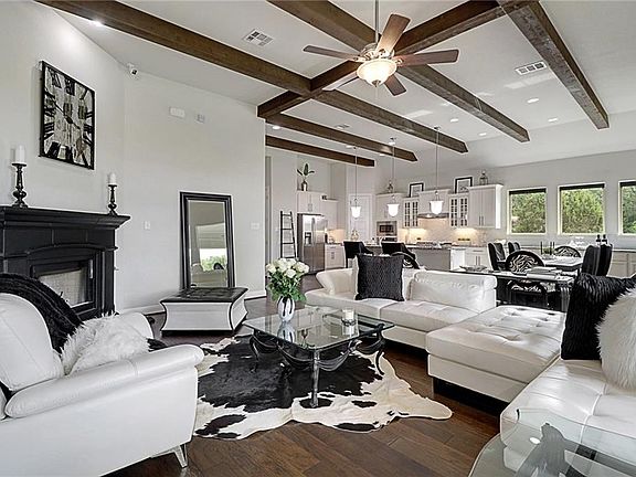 5th image of 3820 Mineral Dr