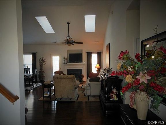 4th image of 3707 Paul Karnes Dr