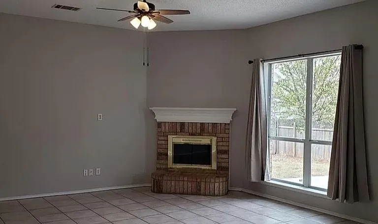 2000 Sword Fish Dr — Photo 3
