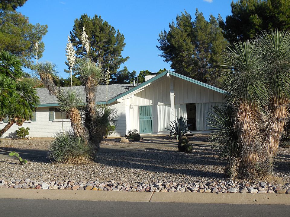 1st image of 835 W Landoran Ln