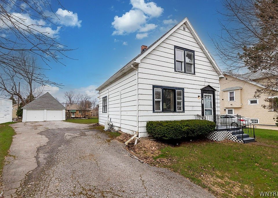1st image of 60 Argyle Ave