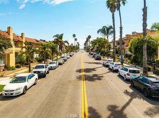 427 21st St, Huntington Beach, CA 92648