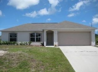 1621 San Soving St SE, Palm Bay, FL 32909