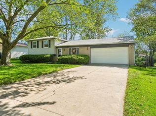 2761 Deake Ave, Ann Arbor, MI 48108