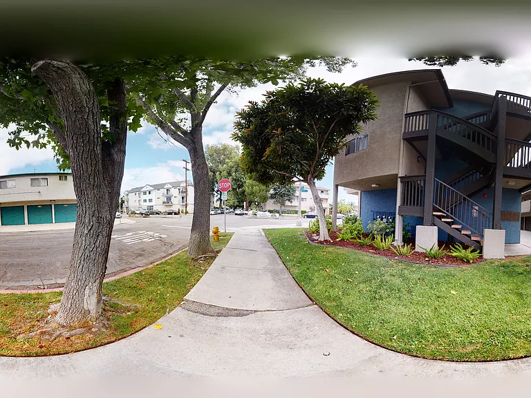 Lemon Ave Apts — Photo 11