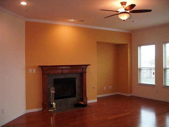 2nd image of 284 Crossbow Dr