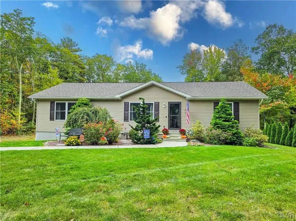 1950 Deer Ln, Lehighton, PA 18235