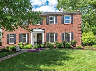 401 Westbury Dr, Coraopolis, PA