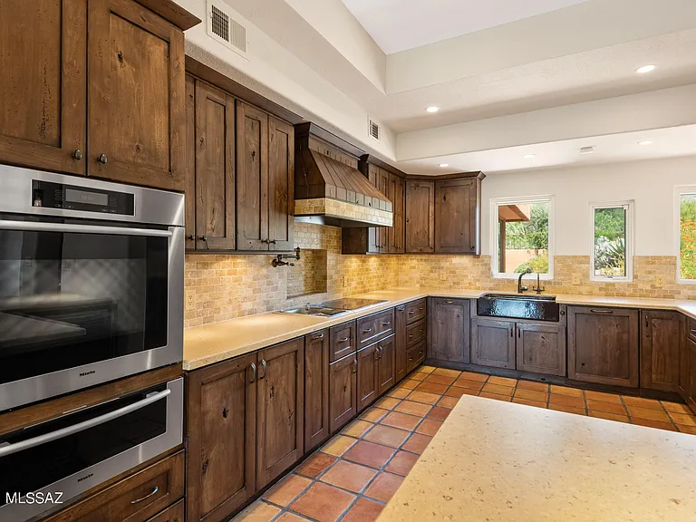 6561 N Avenida De Posada — Photo 14