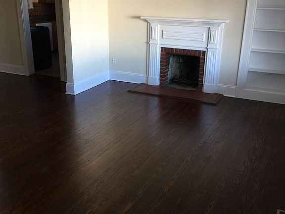 4th image of 2234 Forest Ave