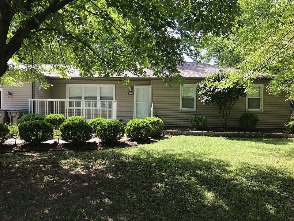 1st image of 7700 S Oak Dr