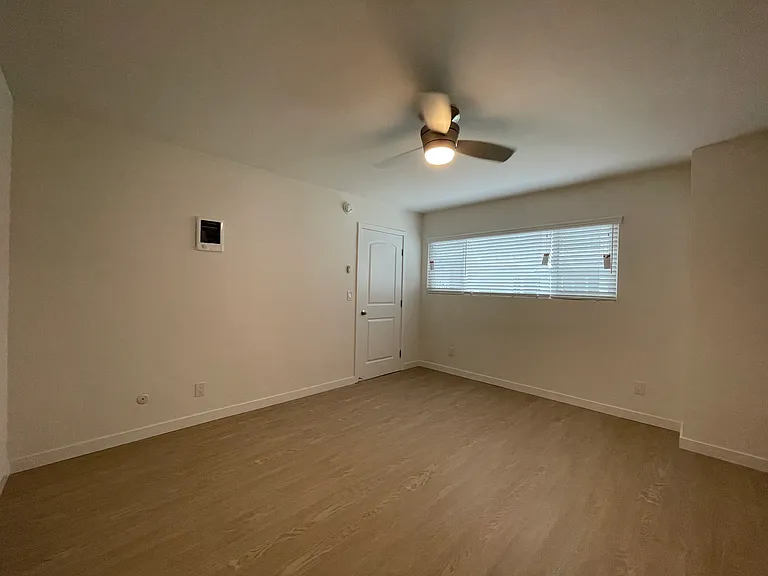 3762 Canfield Ave — Photo 11