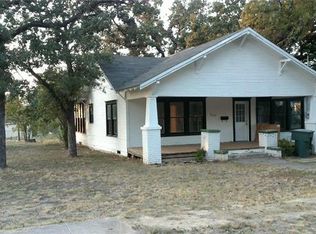 1915 Avenue D, Brownwood, TX 76801