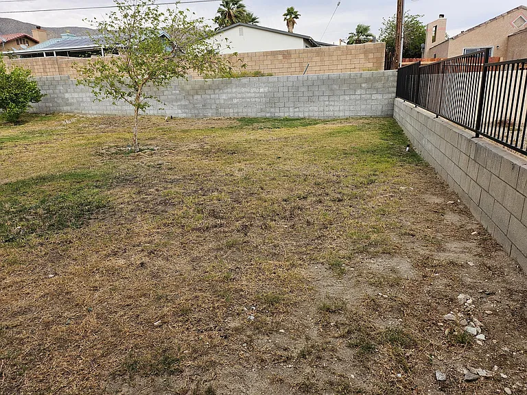 11800 Verbena Dr — Photo 6