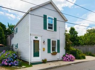 15 Salem St, Newburyport, MA 01950