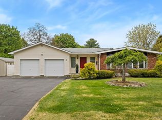 26 Carrie Lane, Nanuet, NY 10954