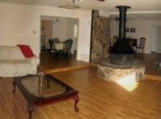 637 Ruidoso Dr, Saginaw, TX 76179