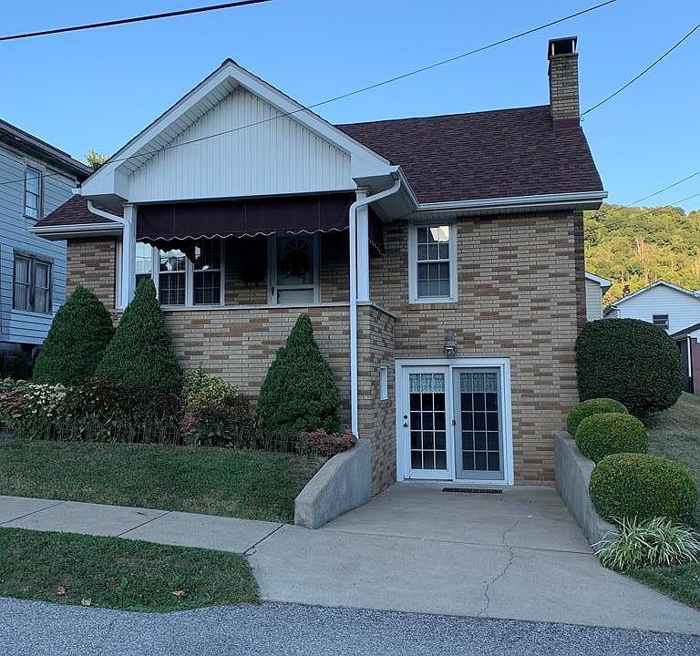 1st image of 1112 Lincoln St