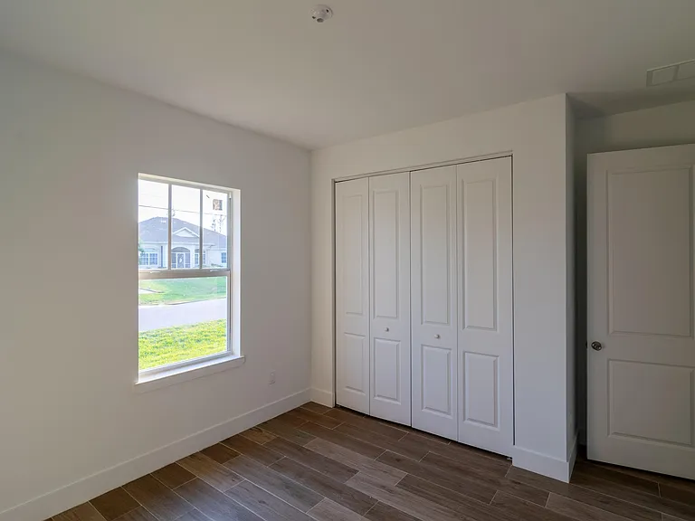 10625 Ayear Rd — Photo 16