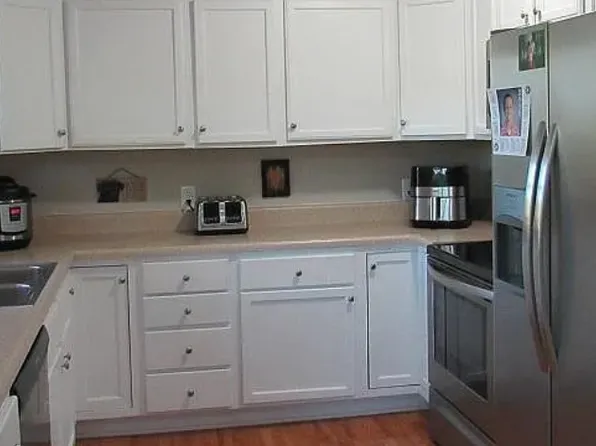 1936 Snider Ln, Pulaski, VA 24301