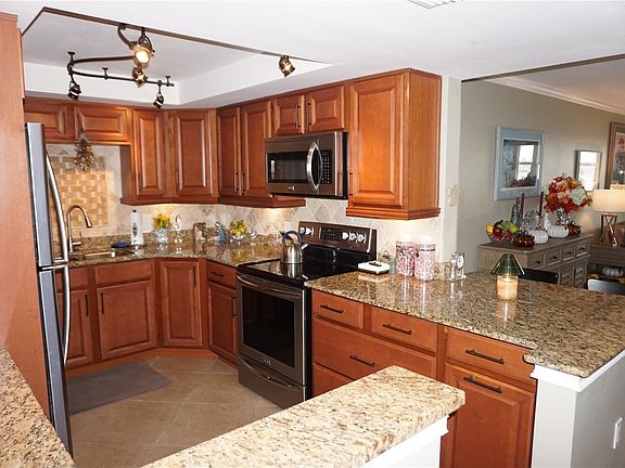 4th image of 5130 Brittany Dr S APT 303