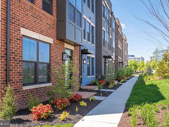 3rd image of 13043 Hattontown Sq Lot 1041