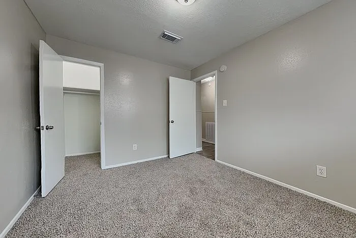 7731 Bunker Wood Ln — Photo 12