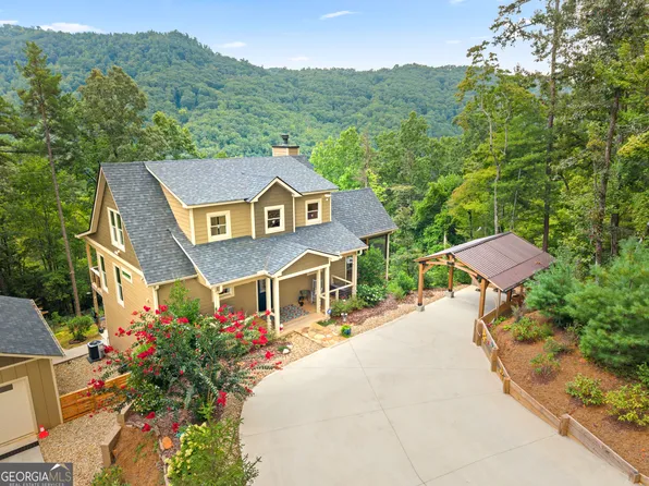 33 Jim McCrackin Rd, Clayton, GA 30525