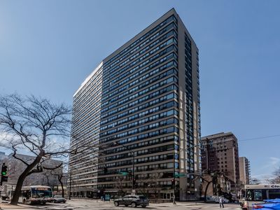 2930 N Sheridan Rd APT 1502, Chicago, IL, 60657