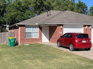 2754 Ponchartrain St #A, Springdale, AR 72764