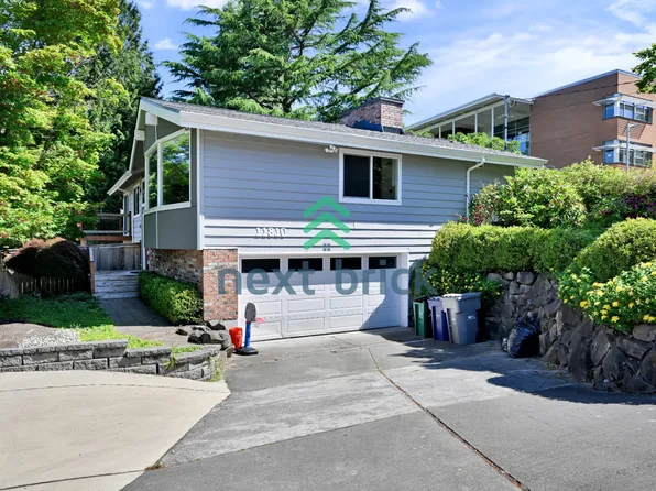 11810 NE 75th St, Kirkland, WA 98033