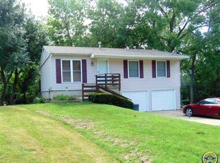 207 Melody Ln, Carbondale, KS 66414