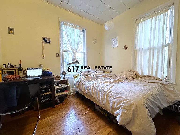 216-1 Freeman St — Photo 6