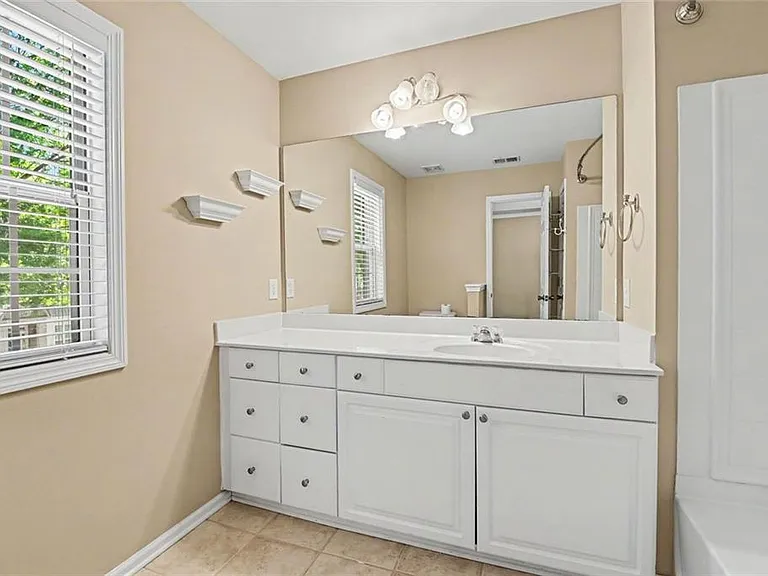 1533 Endurance Hill Dr NW — Photo 23